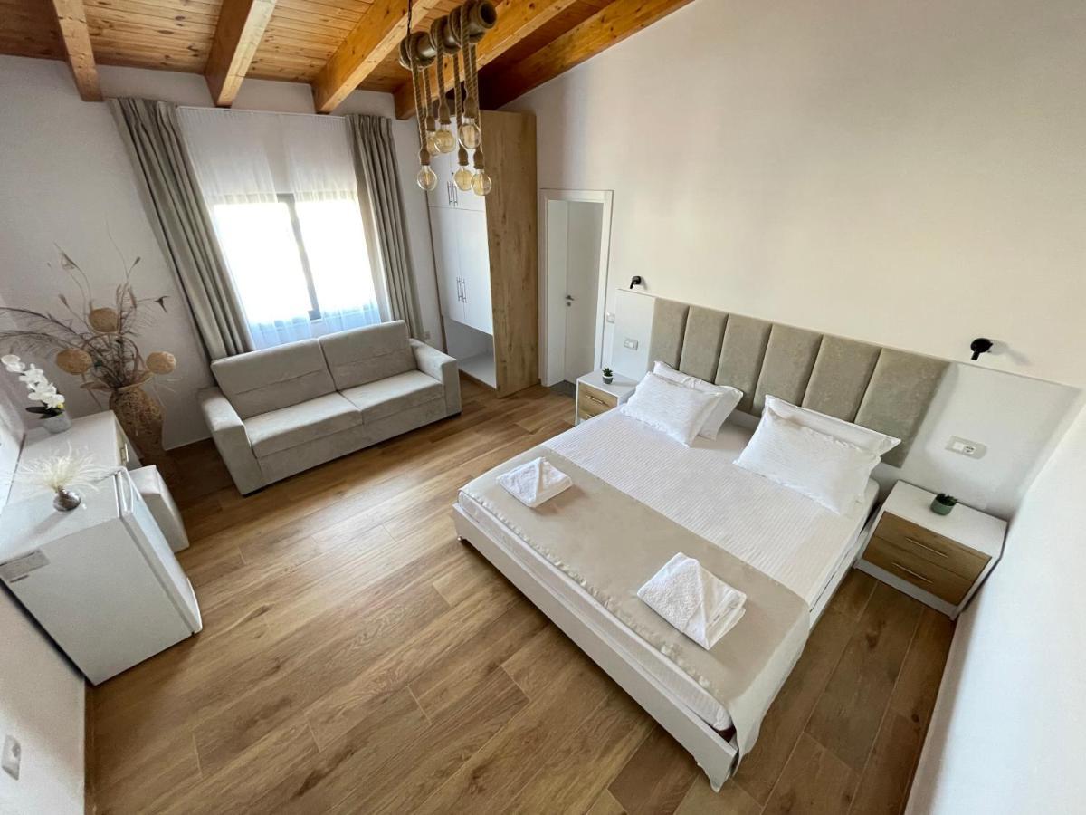 Venti Et Maris Hotel Ksamil Bagian luar foto